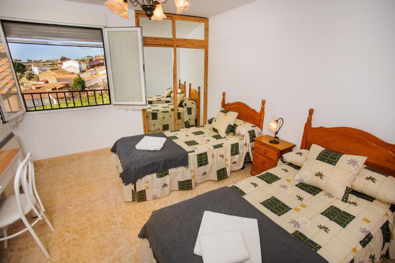 El Hogar Del Herrero Ahigal de los Aceiteros Exterior foto