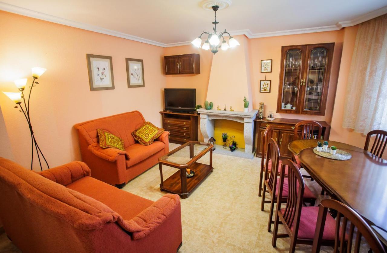 El Hogar Del Herrero Ahigal de los Aceiteros Exterior foto